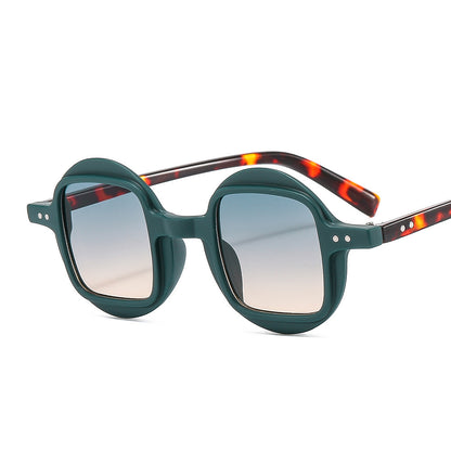 Lunettes de soleil tendance unies - Style personnalité et fashion avec verres colorés
