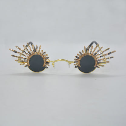 Make a good SEO optamised title for this in French language - Retro Design Irregular Tassel Sunglasses