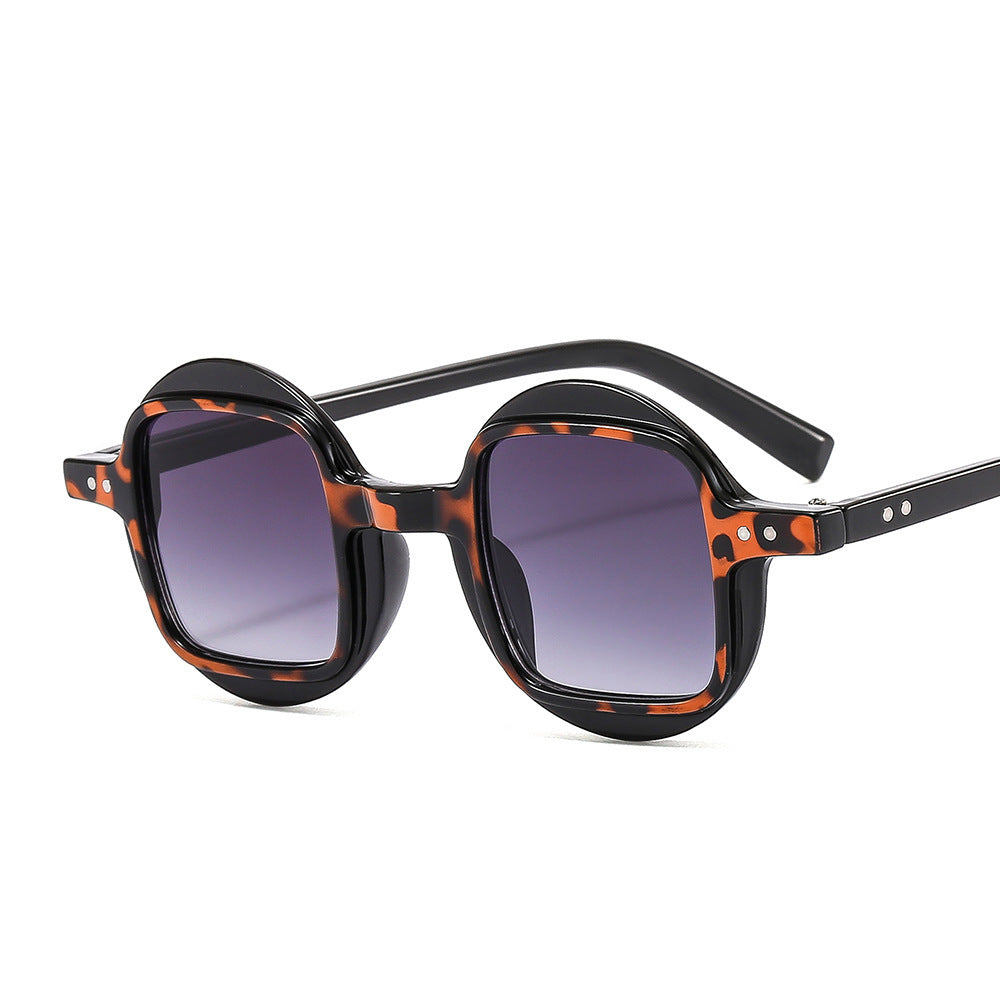 Lunettes de soleil tendance unies - Style personnalité et fashion avec verres colorés